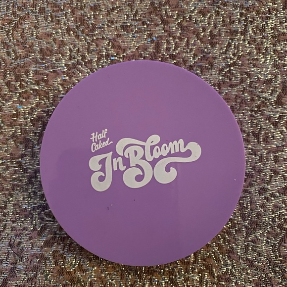 In Bloom Powder Blush in the color Freshly Squeezed - Picture 7 of 10